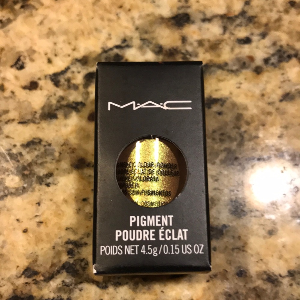 MAC pigment